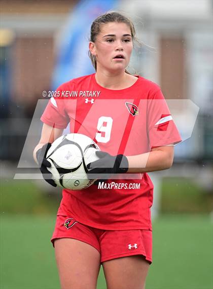 Thumbnail 2 in Amity Regional vs. Greenwich (CIAC Class LL Final) photogallery.