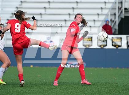 Thumbnail 2 in Amity Regional vs. Greenwich (CIAC Class LL Final) photogallery.