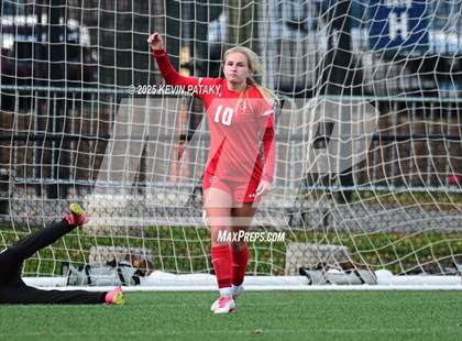 Thumbnail 2 in Amity Regional vs. Greenwich (CIAC Class LL Final) photogallery.