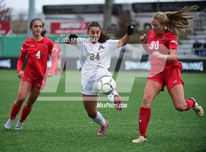 Thumbnail 3 in Amity Regional vs. Greenwich (CIAC Class LL Final) photogallery.