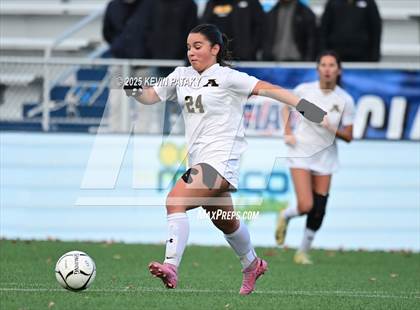 Thumbnail 2 in Amity Regional vs. Greenwich (CIAC Class LL Final) photogallery.