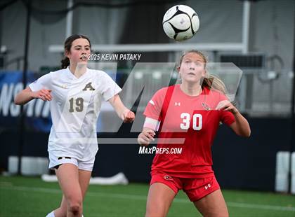 Thumbnail 3 in Amity Regional vs. Greenwich (CIAC Class LL Final) photogallery.