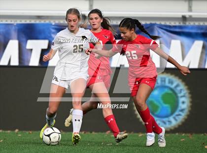 Thumbnail 2 in Amity Regional vs. Greenwich (CIAC Class LL Final) photogallery.