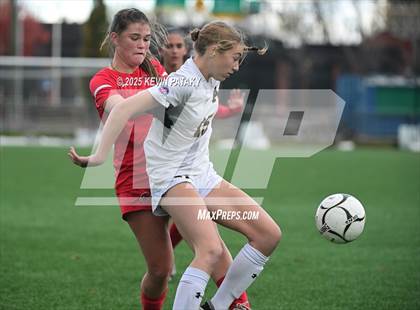 Thumbnail 2 in Amity Regional vs. Greenwich (CIAC Class LL Final) photogallery.