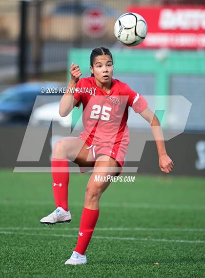 Thumbnail 2 in Amity Regional vs. Greenwich (CIAC Class LL Final) photogallery.