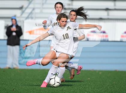Thumbnail 2 in Amity Regional vs. Greenwich (CIAC Class LL Final) photogallery.