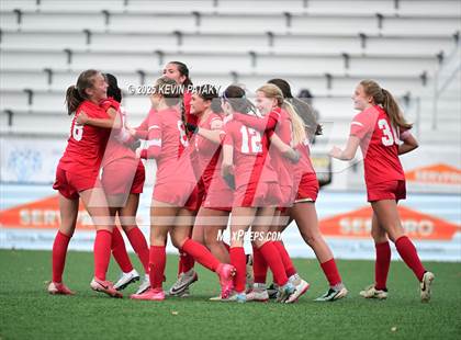 Thumbnail 3 in Amity Regional vs. Greenwich (CIAC Class LL Final) photogallery.