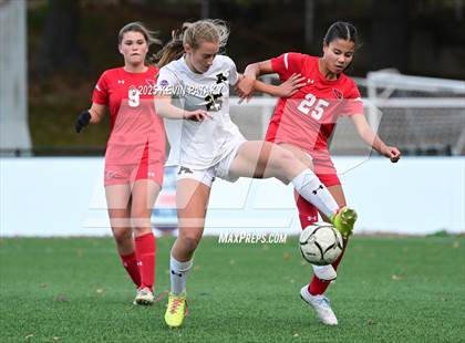 Thumbnail 3 in Amity Regional vs. Greenwich (CIAC Class LL Final) photogallery.