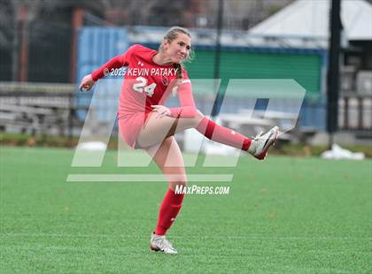 Thumbnail 2 in Amity Regional vs. Greenwich (CIAC Class LL Final) photogallery.