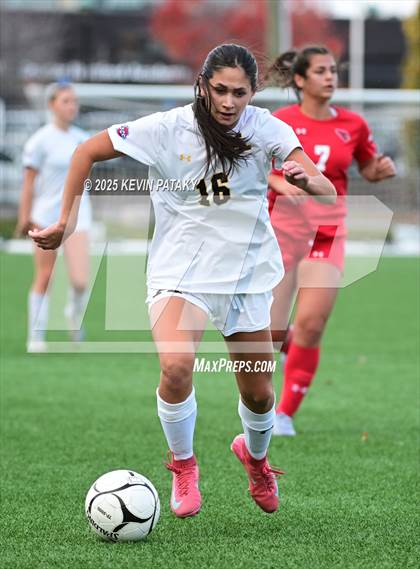 Thumbnail 3 in Amity Regional vs. Greenwich (CIAC Class LL Final) photogallery.