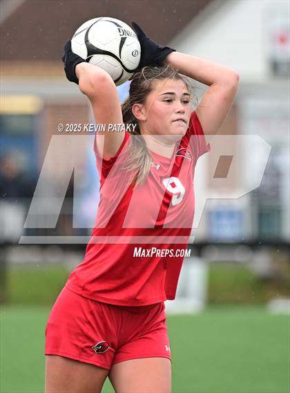 Thumbnail 1 in Amity Regional vs. Greenwich (CIAC Class LL Final) photogallery.