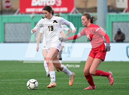 Thumbnail 2 in Amity Regional vs. Greenwich (CIAC Class LL Final) photogallery.