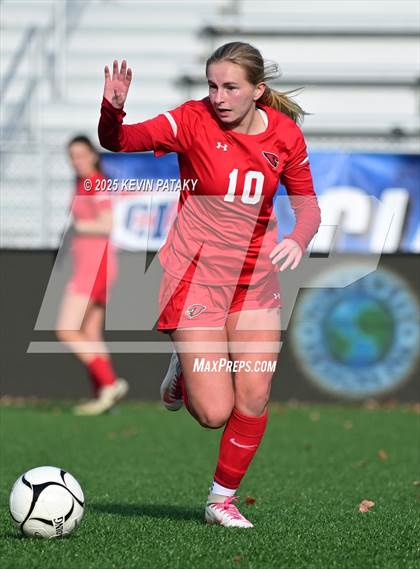 Thumbnail 3 in Amity Regional vs. Greenwich (CIAC Class LL Final) photogallery.
