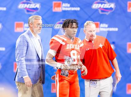 Thumbnail 3 in Bowdon vs Lincoln County (GHSA 1A Div.II Championship) photogallery.