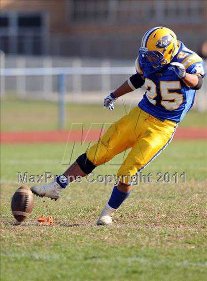 Thumbnail 1 in Baldwin @ East Meadow photogallery.