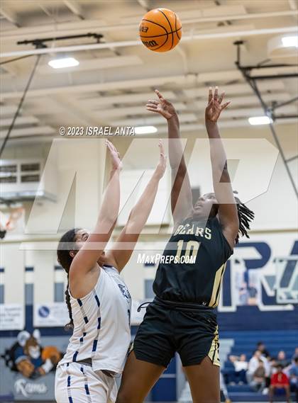 Thumbnail 2 in Gray's Creek @ Purnell Swett (United 8 Conference Tournament) photogallery.