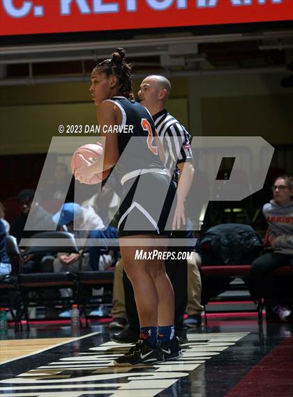 Thumbnail 1 in White Plains vs. Ketcham (NYSPHSAA Section 1 Class 2A Semifinal) photogallery.
