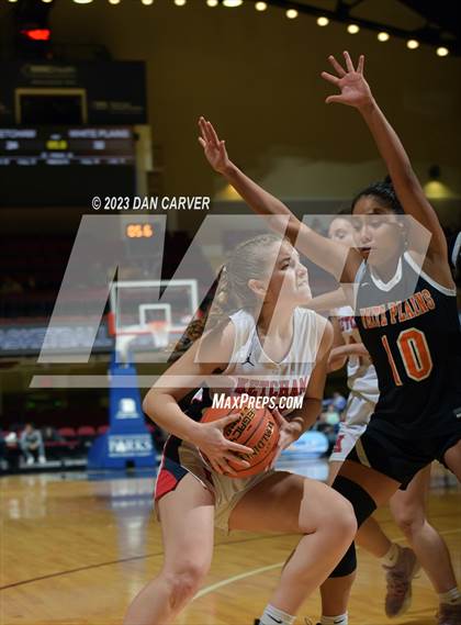 Thumbnail 1 in White Plains vs. Ketcham (NYSPHSAA Section 1 Class 2A Semifinal) photogallery.