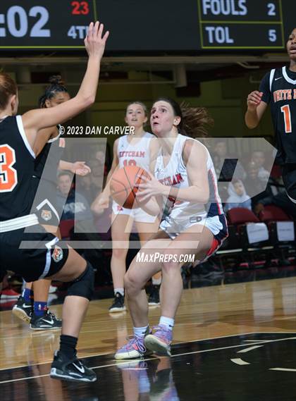 Thumbnail 2 in White Plains vs. Ketcham (NYSPHSAA Section 1 Class 2A Semifinal) photogallery.