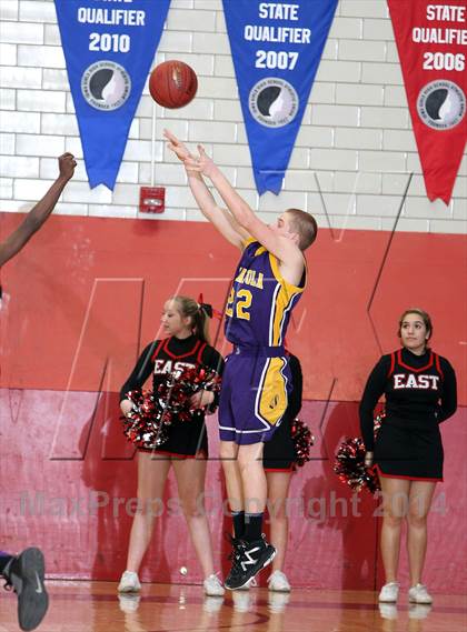 Thumbnail 2 in Indianola @ Des Moines East photogallery.