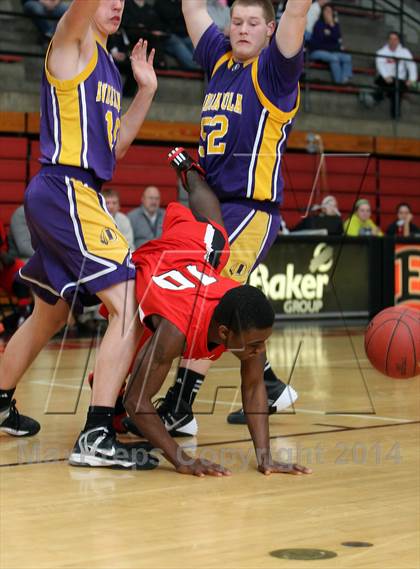 Thumbnail 3 in Indianola @ Des Moines East photogallery.