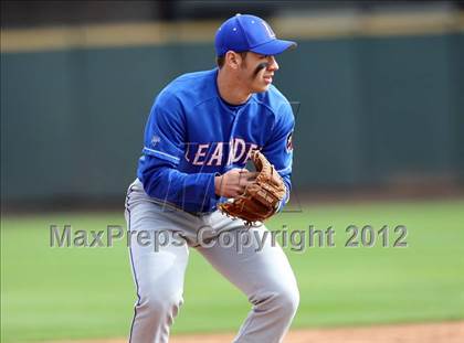 Thumbnail 2 in Smithson Valley vs. Leander (Rock Hardball Classic) photogallery.