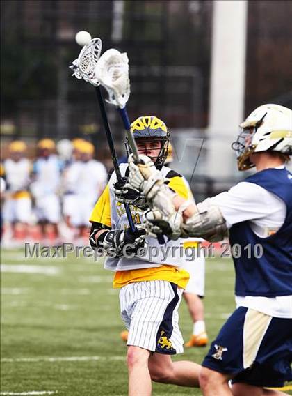 Thumbnail 1 in Dallas Jesuit vs St. Mark's photogallery.