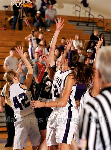 Thumbnail 2 in Arapahoe @ Arvada West photogallery.
