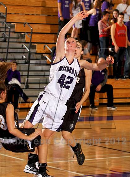 Thumbnail 1 in Arapahoe @ Arvada West photogallery.