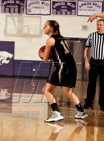 Thumbnail 1 in Arapahoe @ Arvada West photogallery.