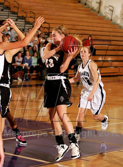 Thumbnail 1 in Arapahoe @ Arvada West photogallery.