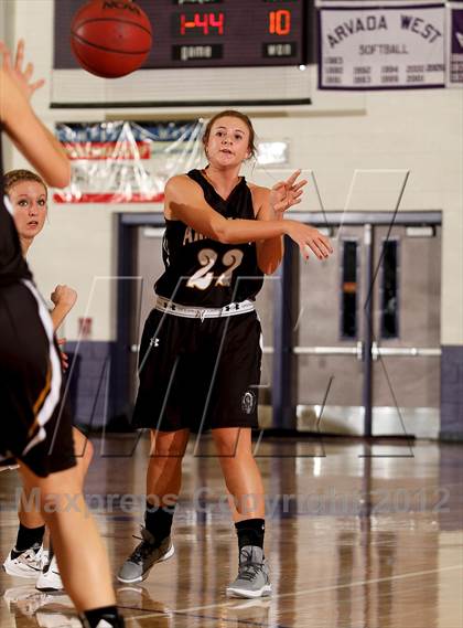 Thumbnail 2 in Arapahoe @ Arvada West photogallery.