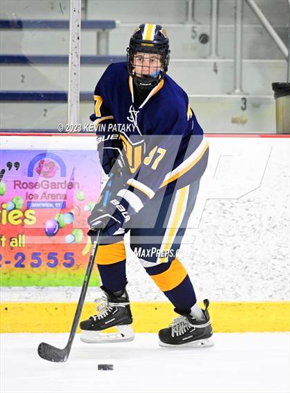 Thumbnail 2 in Woodstock Academy @ Eastern CT Eagles photogallery.