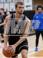 Photo from the gallery "Roosevelt vs. O'Connor (Hoophall West - Nike TOC)"