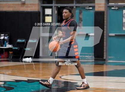 Thumbnail 3 in Roosevelt vs. O'Connor (Hoophall West - Nike TOC) photogallery.