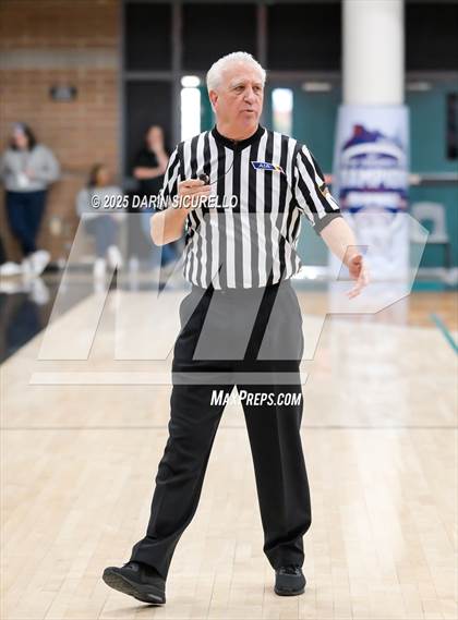 Thumbnail 3 in Roosevelt vs. O'Connor (Hoophall West - Nike TOC) photogallery.