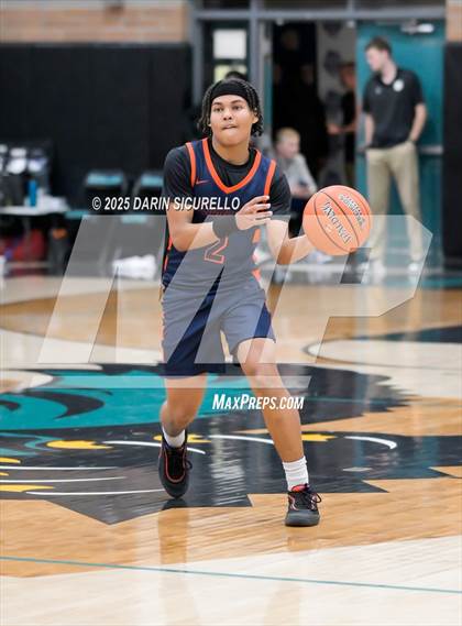 Thumbnail 3 in Roosevelt vs. O'Connor (Hoophall West - Nike TOC) photogallery.
