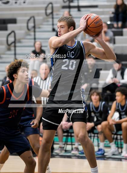 Thumbnail 1 in Roosevelt vs. O'Connor (Hoophall West - Nike TOC) photogallery.