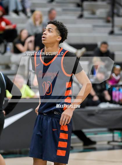 Thumbnail 1 in Roosevelt vs. O'Connor (Hoophall West - Nike TOC) photogallery.