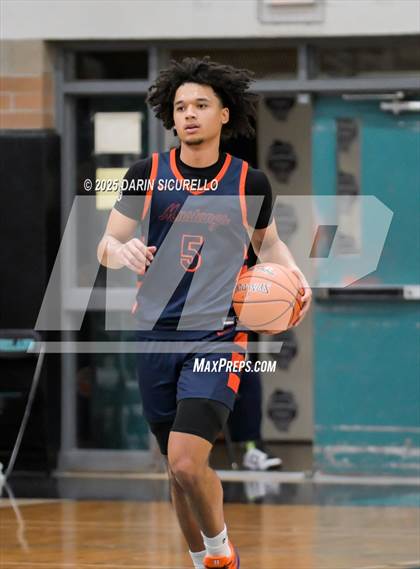 Thumbnail 3 in Roosevelt vs. O'Connor (Hoophall West - Nike TOC) photogallery.