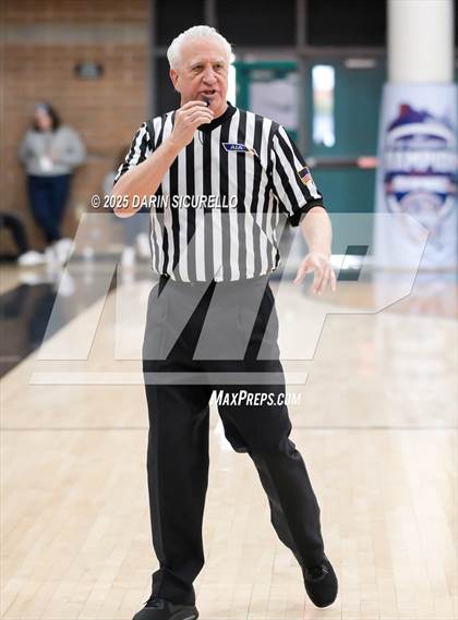 Thumbnail 1 in Roosevelt vs. O'Connor (Hoophall West - Nike TOC) photogallery.