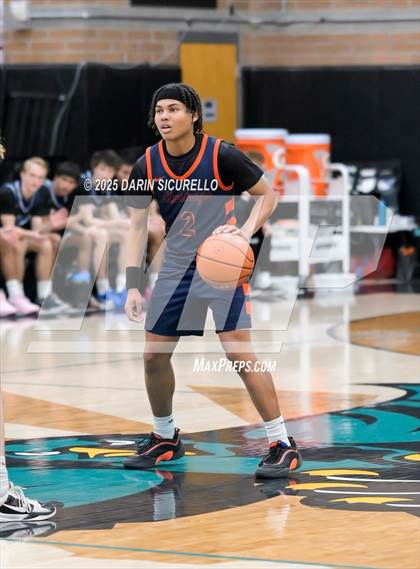 Thumbnail 1 in Roosevelt vs. O'Connor (Hoophall West - Nike TOC) photogallery.