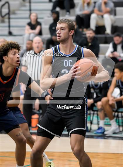 Thumbnail 1 in Roosevelt vs. O'Connor (Hoophall West - Nike TOC) photogallery.