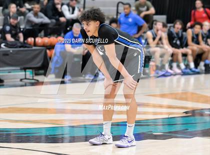 Thumbnail 1 in Roosevelt vs. O'Connor (Hoophall West - Nike TOC) photogallery.