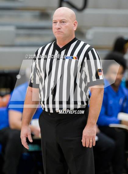Thumbnail 1 in Roosevelt vs. O'Connor (Hoophall West - Nike TOC) photogallery.
