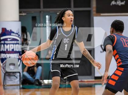 Thumbnail 3 in Roosevelt vs. O'Connor (Hoophall West - Nike TOC) photogallery.