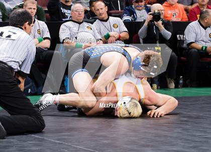 Thumbnail 2 in CIF State Boys Wrestling Championships (Semifinals) photogallery.