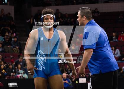 Thumbnail 2 in CIF State Boys Wrestling Championships (Semifinals) photogallery.