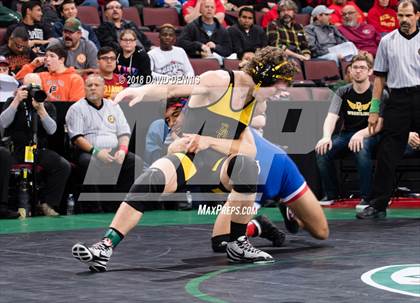 Thumbnail 2 in CIF State Boys Wrestling Championships (Semifinals) photogallery.