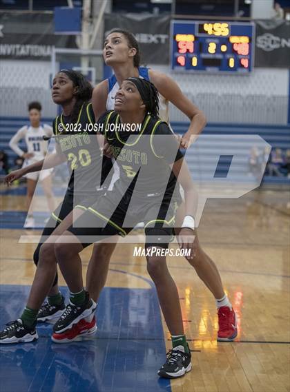 Thumbnail 2 in DeSoto @ Grandview photogallery.